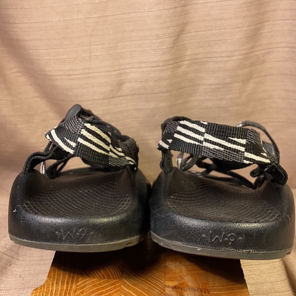 Chaco ZX/2 performance sandals in EUC - Picture 7 of 15